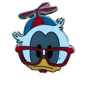 Disney Trading Pin Nerds Rock Donald Duck Glasses